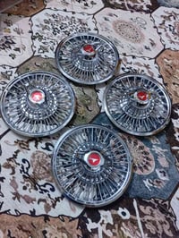 للبيع كبات موستنك اصلي حجم 14   نضيف 90 / 100 حلوات  👇   للبيع باج AA....