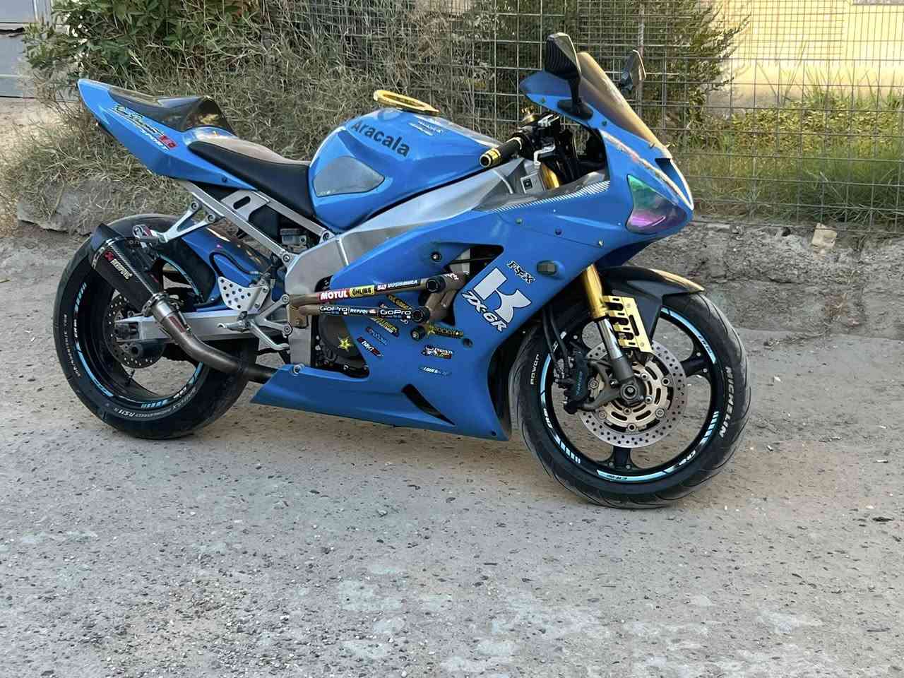 سلام عليكم دراجة كوزاكي 2004 بدون رقم البيع فقطالسعر25 رقم الهاتف***********العنوان بقداد
