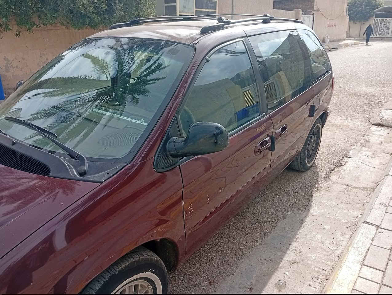 سيارة دوح كرفان موديل2001 شكل 2007 سنوية جديدة  ورقم جديد تبريد شغال شاشة. اندرويد كامرة  السعر. 60 وبيها مجال قليل  الاتصال. ***********
