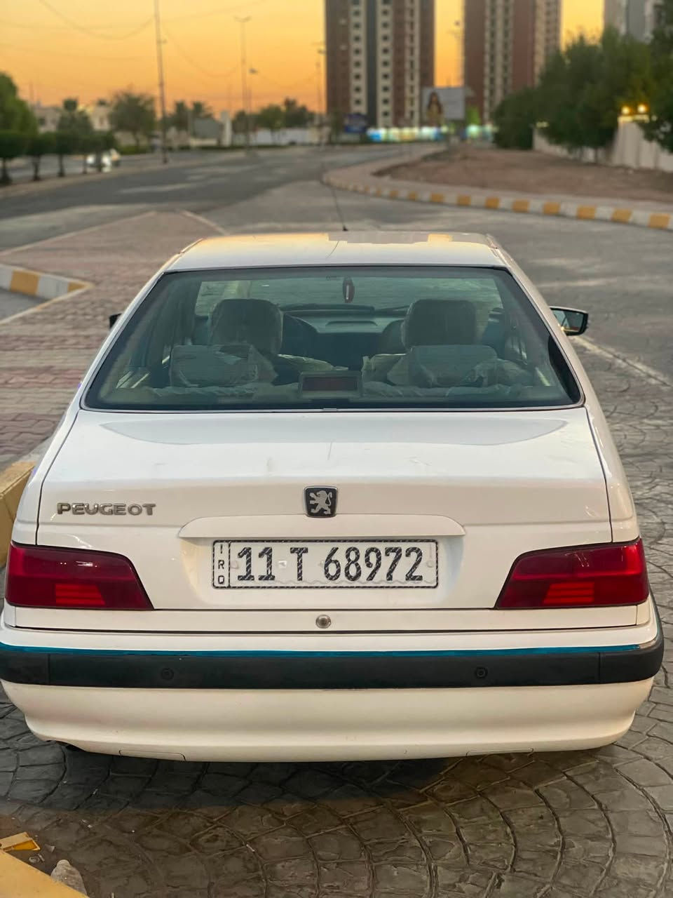 سلام عليكم …
بيجو بارص موديل 2020 ماشيه 70 ب اسمي استلام شركه وهسه حره السياره سنويتها ب اسمي السياره جديده جديده جديده بيها فقط باب اليمنى الامامي مبدل شركه سلفر ملكيت ابيض ورشيته ابيض بس باب اليمنى البقيه كفاله عامه تخم تاير جديد وباتري جديد كير مكينه تبريد خير من الله حساس وتحكمات ستيرن وسنتر لوك كباتها لبلاديه موجودات من الشركه مشديتهن ضميتهن سعرها ٧٢ وبيها مجال مكاني بغداد البياع 
***********
***********
