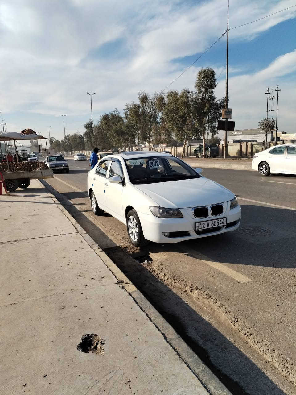 سلام عليكم ليفان موديل 2012
بدون صبغ بيها مكانين بارد 
مكينه وكير اصلي وما مفتوحين
كاربون اكتروني شرط التحويل
مكانها موصل حي الميثاق
سعرها 62 وبيها مجال
***********
