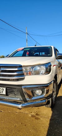 هايلوكس • ٢٠٢٤ • ٤٠٠٠٠ كم