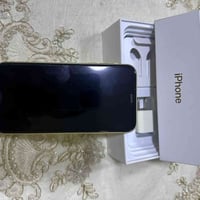 ايفون 11 عادي مكفول من الفتح والصيانه ذاكره 128 الجهاز وتر بروف بطاريه...