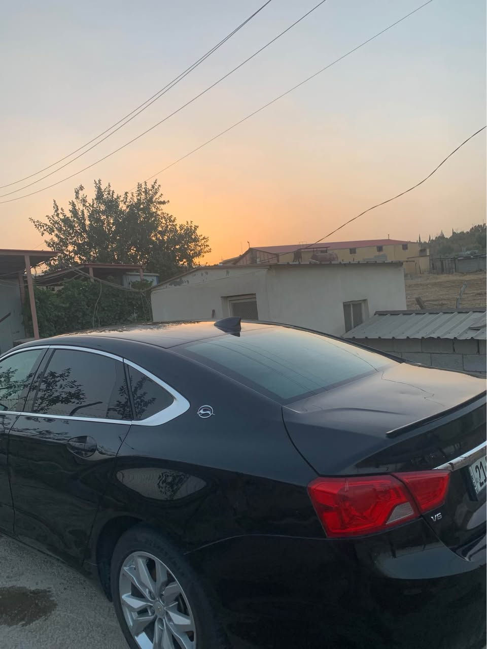 شۆفلێت ئیمپالا 2017 LT 
V6 3.6 کوشن جلد ناو ڕەش شاشە گەورە ڕەشی قەتران  سەیارەکە زۆر پاک و جوان ماوەتەوە بۆیاخی نییە و چەند شوختێکی هەیە و یەک پەڵە سارد 130  هەزار میل ڕۆشتووە لە سڵمانیم  ژم. *********** السليمانية, العراق
