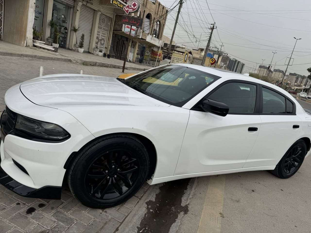 جارجر 2018اس اكستي بلص وارد كندي 
بيه ضرر تكمه بيه صبغ حافة جاملغ الخلفي ومكانات بارد فقط سعر 21$
اتصال فقط ***********
