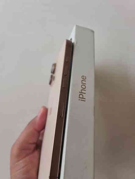 ايفون 16 برو ماكس
شرق اوسط نسخه ZA  دبل شريحه 
اذكره 256
بطاريتة 100
مشحون 77  
نظافة 💯 ب 💯 
للبيع فقط 
مكاني بابل المركز 
توصيل ماكو 
سعره مليون و 550 
اتصال فقط 
***********
