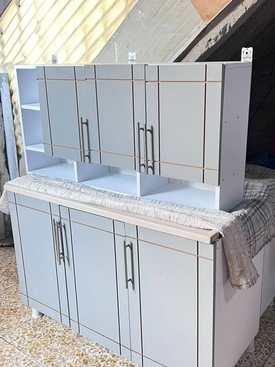 سلام عليكم كاونتر للبيع استخدام شهرين تواصل خاص او  ***********
