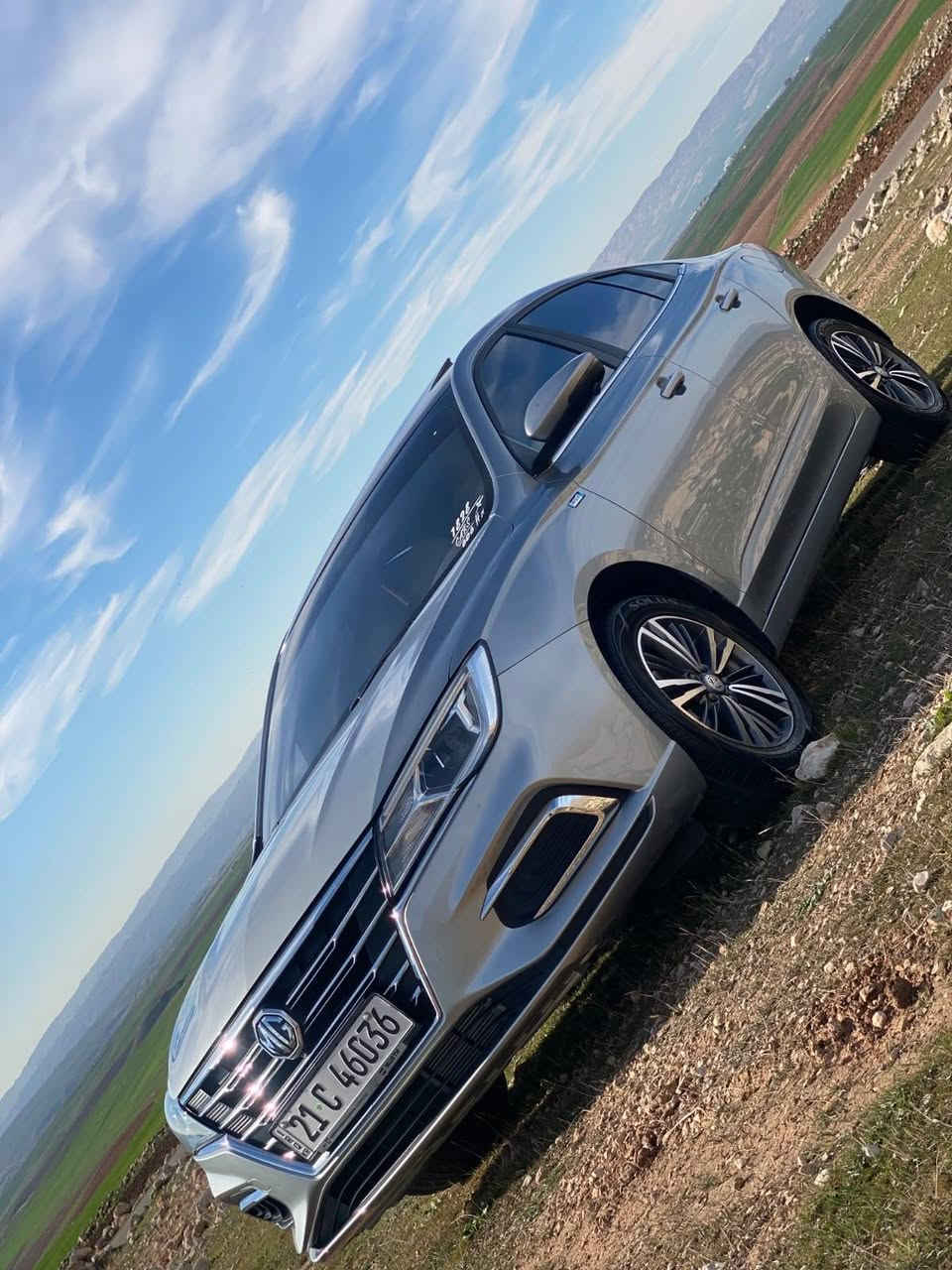 MG5 2023 luxury
فول مواصفات. بةصمه. بريك بصمه . ئوتوهولد. ٤كامرة . صلايد . كوشنات جلد و هيتةر .الكثير من الميزات الأخرى...يدة واحده.
.ماشيه ٣٣ كيلو سعر(١١٢) بيها مجال بصيط
***********
