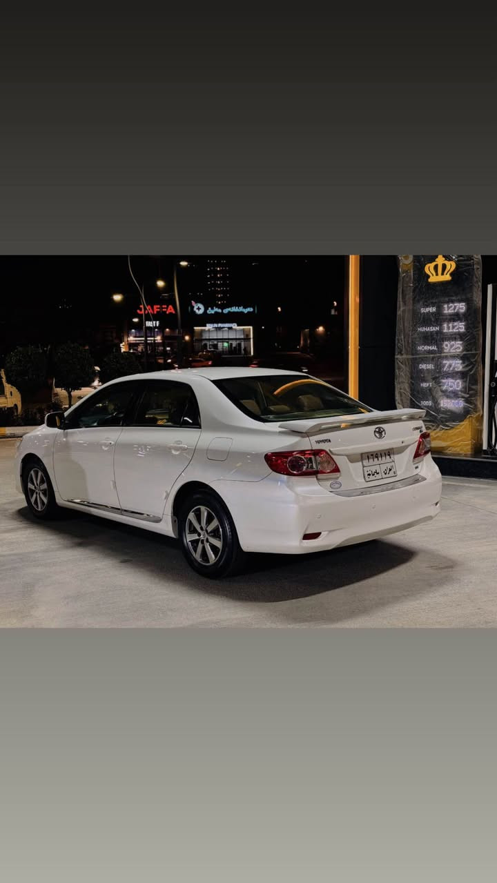 سەرەتا بە ناوی خوای گەورە و میهرەبان

تۆیۆتا کرۆلا
تاقانەی سلێمانی 

مۆدیل ٢٠١٣ 

رەنگی سپی سەدەف
مەکینە ١٦

مواسفات خلیجی بیلاد کوشنی جلدە  ناوقەیسی و ناو فۆرمیکایە و سوکان حەیزەران  و ٤ جام کارەبایی و ئۆتۆ و گیر تۆماتیک  ٤ ویل کەپو ئاوینە شەفت 

نموونە لە جوانی و پاکی

 ١٥٧ هەزار کیلۆمەتر  رۆشتووە

تحویل و خرامە و بە ناوکردن بەشەرت

دەعم و لیدراوی و بۆیاخی نیە

گیر و مەکینە و کارەبایی و تەبرید و تەقە و رەقە و تندوتۆلی بەشەرت

پیش و دوای کەپسە سەقف و شان و چواردەوری شوشەیی

٤ تایە و ویلی  بیلادی لە ژێرە

هەموو گیانی لەسەر دەقی بیلادی ماوەتەوە

کەتەلۆک و سپیر و ادەواتی شریکەی هەمووی ماوە

ماڵی دۆستە و دیناریک مەسروفی نیە

بۆ عەیب و عار پرسیار مەکە.!

شوین// سلێمانی

***********
*********** السليمانية, العراق
