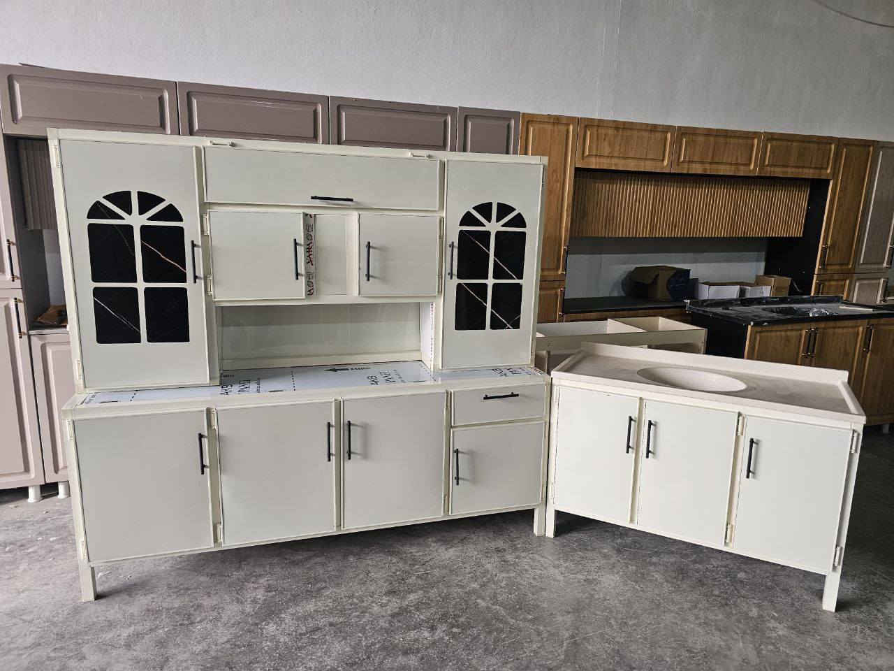 ما عليك بس  احجز والطلب يوصل لباب بيتك 🤗🌹🤗..
كاونتر ارضي وملحق مترين  مع  سنك متر و20 مرمر
💥 (المنيوم سوكي)💥

كاونتر مترين ارضي وملحق مع سنك متر و٢٠ مرمر . 

♥️♥️السعر  270 ❤️❤️

التوصيل🚚🚚
التوصيل 🚚🚚
بغداد داخل  مجاني

15 /اطراف  بغداد 

15//رمادي +فلوجه + كربلاء +بابل

25// مركز واسط  
50//أطراف واسط
25 /الديوانيه +النجف
35//ديالى
35/ السماوه+  الناصريه+  العماره + ا


**إذا كنت صاحب هذا الإعلان وتريد حذفه لأي سبب، رجاءا أرسل رسالة إلى الدعم الفني**