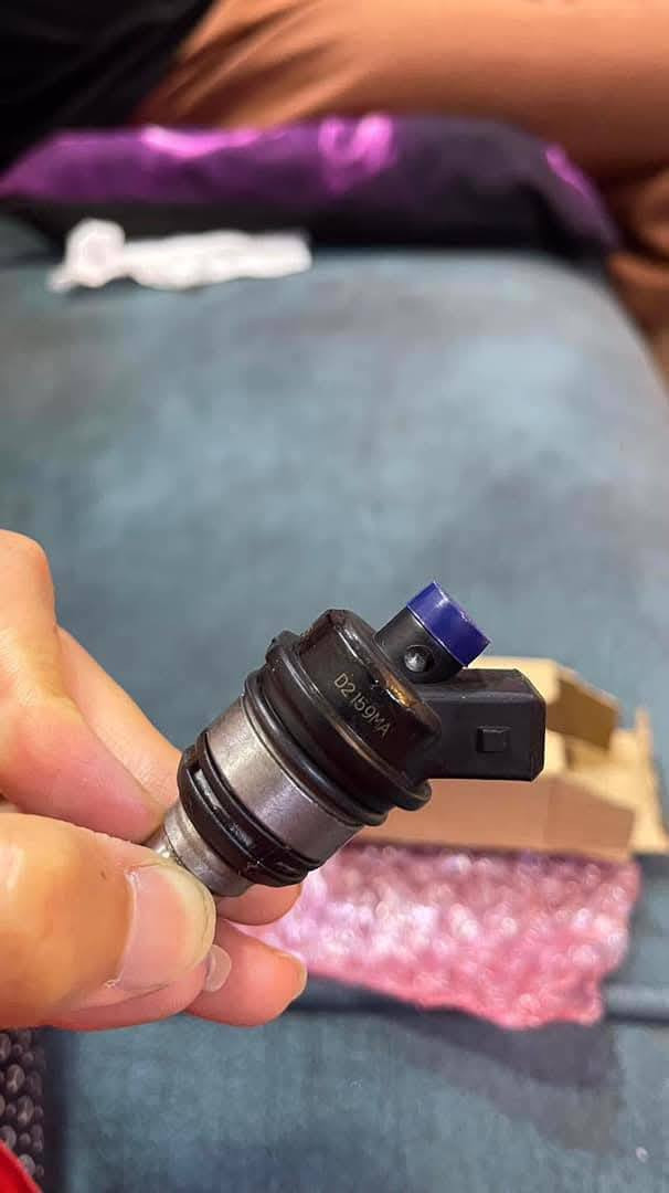 السلام عليكم متوفر  تخم نوزلات بيجو 405 اصلي موسسه التخم 35الف
***********
