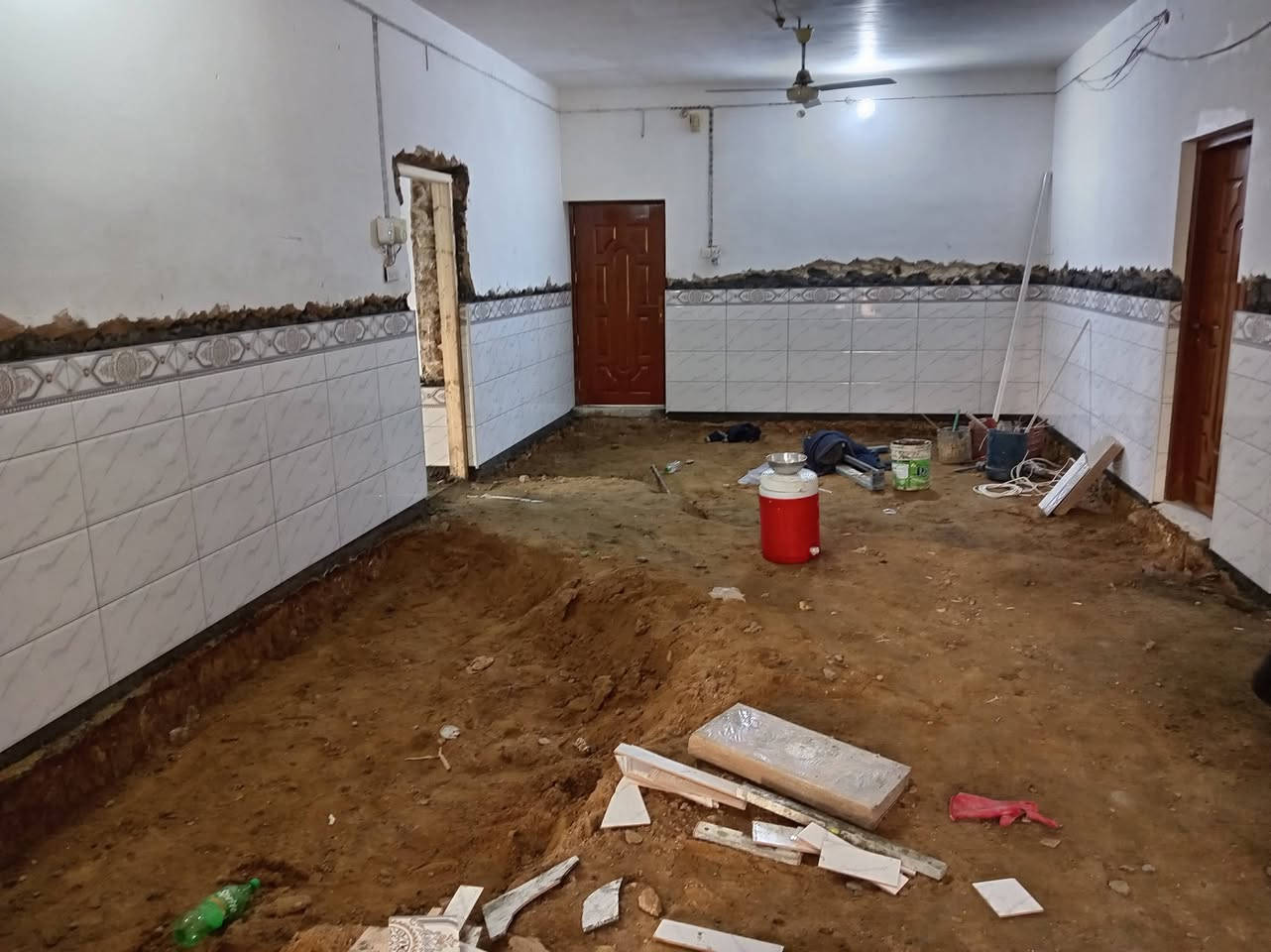 اسلام عليكم كادر سيراميك والمرمر شغل درجه اولى لتواصل ***********
