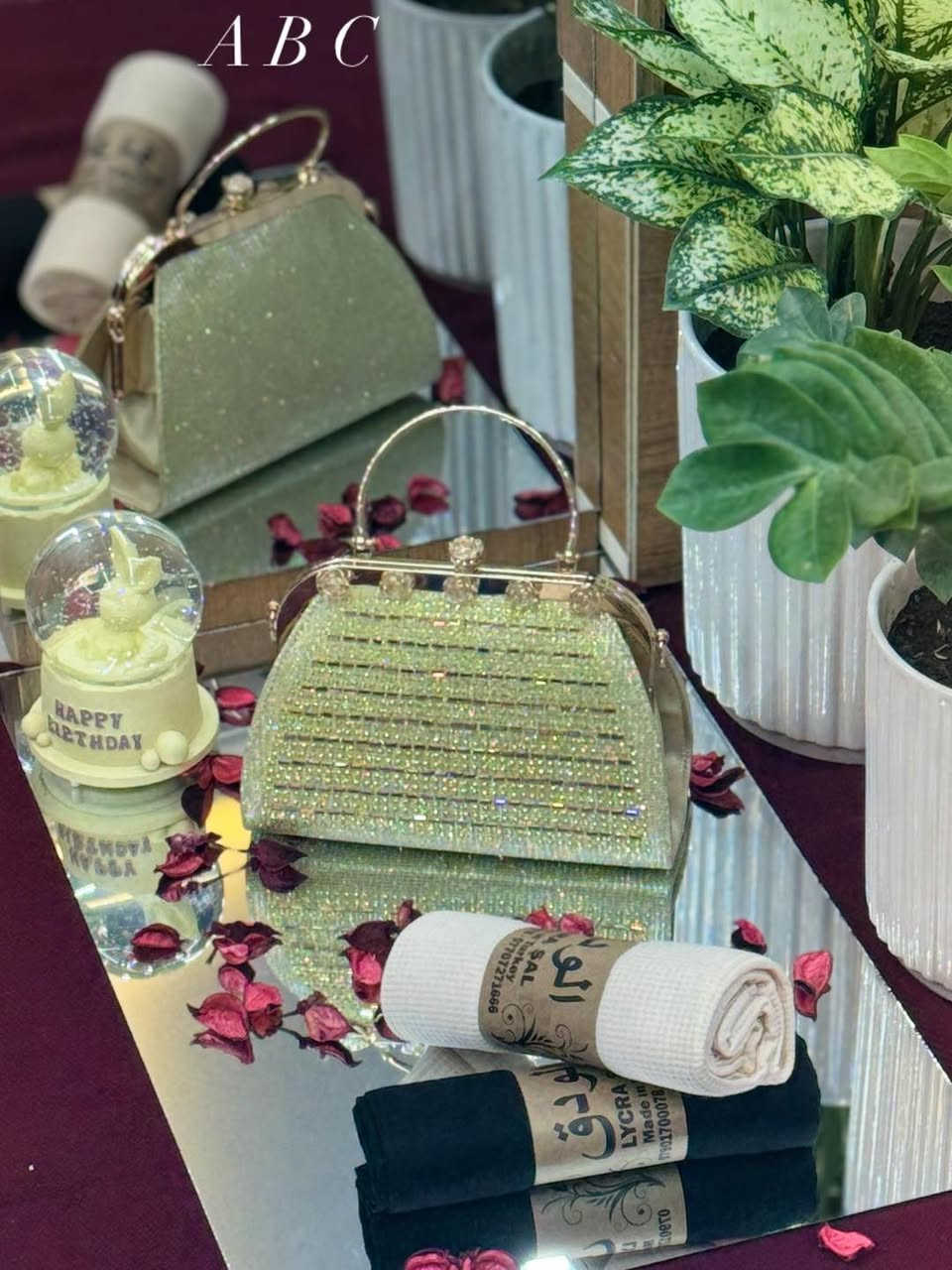 حقائب نسائية 
من A B C مكتبة و أكثر 
العنوان بعقوبة بهرز مقابل مركز شرطة بهرز 
يوجد توصيل 🚚 
***********  واتساب
