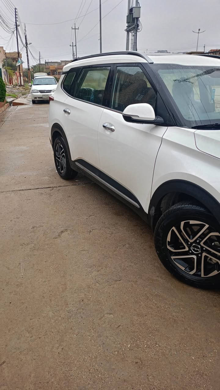 كيا كارينز موديل 23
1.محرك 1.5 سياره
2 .سبعه راكب سياره اب حاله الضمان محرك أو قير فقط 
3.كشنات قماش 
4.تبريد ثلاث قطع
5.السياره بصمه أو تشغيل عن بعد 
6. الصندوق ينفتح عن بعد 
7.شاشه 8إنج 
8. مانع انزلاق 
9 .ثلاث حالات قياده 
10. حساسات على جميع مناطق السياره 
11.إناره ضبابيه 
12.إضائه LED
13.تحكمات ستيرين 
14.امرايتين شفط أو تتحكم بيها 
!...السياره اي جلخ ما بيها تاخذه چنيها من الوكاله
ممشاها5066 
السعر 25.500
هاي مال التواصل على الحساب هذا X9a1_او رقم ***********
