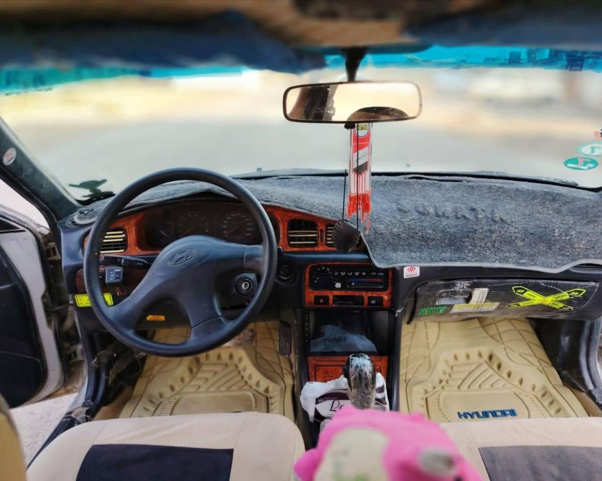 للبيع سوناته 2رقم بغداد مصبوغه جماليه كير اوتو بي تئخير نمره الثالثه محرك حاويه صار شهر شديته موديل 1996شرط التحويل السعر 43وبي مجال المكان التاجي الرقم الهاتف ***********
