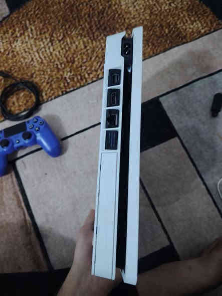 بلي فور للبيع نضيف نضافه 100 ٪
مهكر اصدار 11 بي 5 العاب قويات فيفا 26 كلفيودي ولعاب بعد قويات وبي برنامج تنزيل العاب اي لعبه بالك تنزل جهاز نضيف وما مفتوح لوك ستيكر ذاكره 500 كامل ملحقات جوستك اصلي عنواني بصرهر5ميل رقمي ***********
