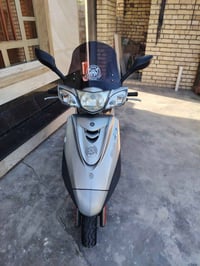 للبيع دراجة بريز بغبغاء مكفولة كفالة عامة من البجم للبجم من محرك من نض...