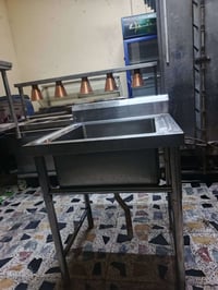 اغراض مطعم للبيع للاستفسار الاتصال على الرقم 07712772991يوجد واتساب ما...