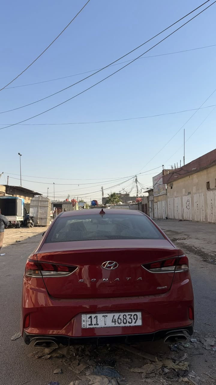 سوناتا 2018 سبورت✈️🔥 اعلى فئة 
بيها جاملغ وبنيد 
ماشية 125 الف 
كفالة گير ومحرك وصدر جديد
148 وبيها مجال  
ممتوفر ماسنجر 
***********
