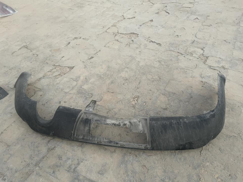 السلام عليكم،
قطع غيار دورنكو ٢٢ 
أبيع شلع ١٠٠ الف قفل. 
او قيم بما يرضي الله وبالخدمة. 
الراديتر اصلي من موبار بيها ثقب بسيط جدا يمكن اصلاحه. 

مكان كربلاء 

0782 249 8488
