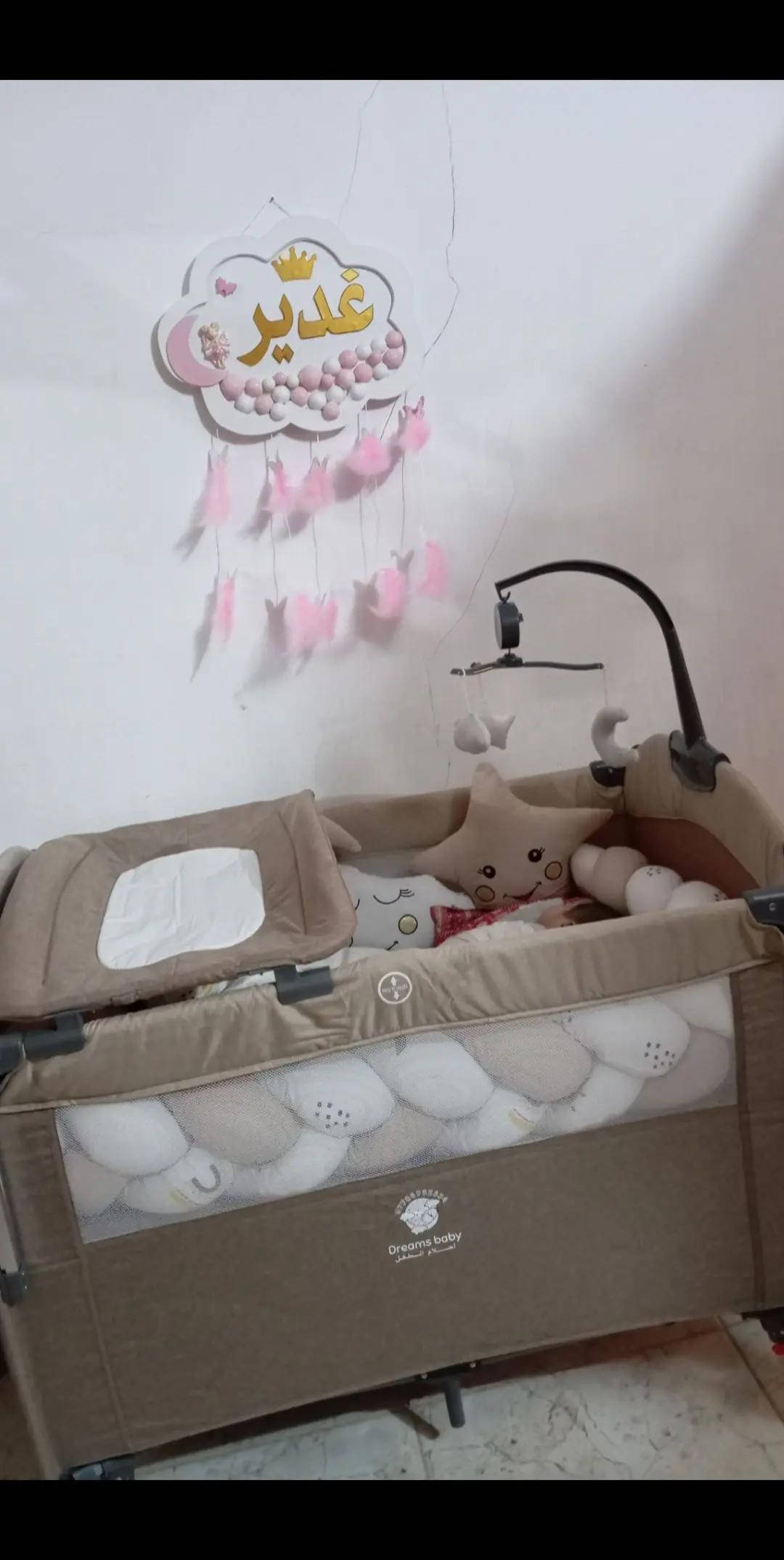 عرض خاص لفترة محدودة 🤩😍  سرير وقفص متكامل 1X4 ماركة POPYPAPPA يتماز بالقوة والمتانة العالية ومميزات كثيره جدا 🤩😍 المميزات :: 1_ سرير وقفص درجتين منام عالي لحديث ولادة و درجة عميقة يصبح محبس او او ملعب امن للطفل لايستطيع الخروج منه 🤗 2_ ينفتح جنب سرير الام ( سرير ملاصق لسرير الام )🥰 3_ يحتوي على قواعد تنفتح يصبح هزاز ويمكن غلقها ويصبح ثابت ويحتوي على عجلات لسهولة التنقل 💘 4_ يحتوي على ملحق تبديل ملابس الطفل و ستاند وناموسيه والعاب تعليق 🥰🪅 السعر. 115 دوشك مالته سعره 20 # يتوفر خدمة توصيل لكافة المناطق داخل بغداد 5 الف محافظات 8 الف🚖🚕🚕 للاستفسار يرجى مراسله الصفحه او واتساب. ***********#
