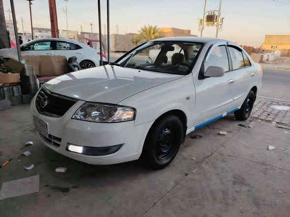 سني موديل 2008 كير اوتماتيك 
كير محرك شرط 
تدفئه تبريد شرط 
تخم تاير جديد 
شاشه كاميرا شغاله 
ضرر قطعه وحده ومبدله نفس الون 
سعر ٩٤ وبيها مجال بسيط 
***********
