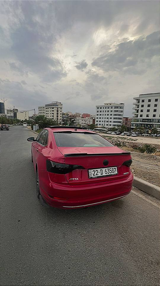 السلام عليكم
جيتاGLI🔈🔈🔈
الموديل:2019
الموصفات:GLIفوووووول فوووووول مواصفات توربو♥️
الضرر:جملغ خلفي وباب صبغ وباب تبديل شريكه
—دواخل سليمة بشرط ارباكات ماطاك   
الايرباك فقط بردة طاگ رجع بيلادي
رقم شاصي موجود مع صور
السعر : 137
مكان:اربيل
للتواصل واتساب او الرقم 
الموبايل:*********** أربيل, العراق
