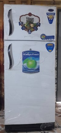 ثلاجه كبيرة • تحتاج شحن غاز • الزبير الريسز