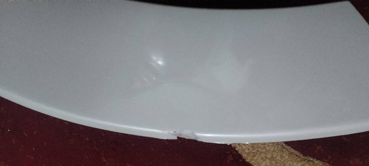 السلام عليكم اخوتي جناية الباجيرو عندي غراض معروضات لليحتاجهن اصليات وكلمن وسعرهة
١. فان اصلي تفصيخ بس بيه المروحة بيهة كسر بسيط او تكدر تبدلهة المروحة بس الماطور شغال بدون تصليح او فتح برغي ع بلاد الشركة
٢. هلال جاملغ خلفي ايمن اصلي تفصيخ بدون صبغ ولا رش ولا بوليش بيه شوية طخة موضحة بالصورة
٣. قاعدة دخول بوري التبريد اصلية تفصيخ سليمة بدون اي كسر او فطر او تصليح
.
.
الصور للأغراض الي ذكرتهن


**إذا كنت صاحب هذا الإعلان وتريد حذفه لأي سبب، رجاءا أرسل رسالة إلى الدعم الفني**