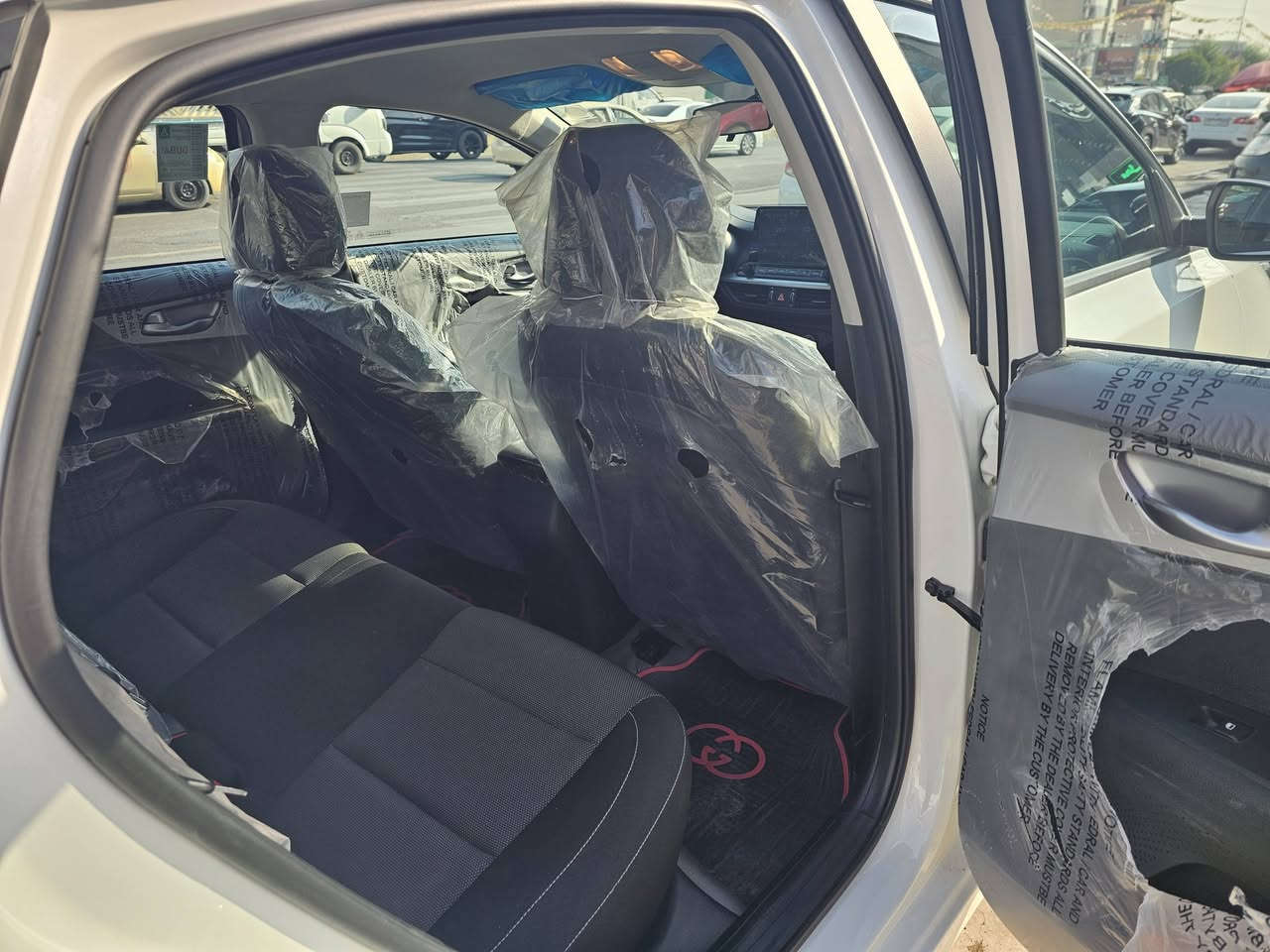 السلام عليكم
كيا فورتي نص فول موديل 2024 امريكي
صور الحادث مرفوقه بل منشور
ماشيه45 الف
الرقم
***********
