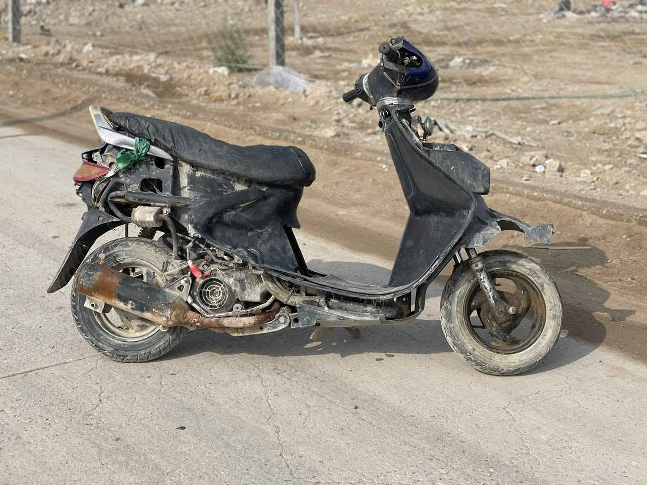 للبيع 
فراشة 
مفتوحة صارلهه شهر 
الدراجة خير من الله وكدامك هاي الصور 
سعرهه 200 قفل


**إذا كنت صاحب هذا الإعلان وتريد حذفه لأي سبب، رجاءا أرسل رسالة إلى الدعم الفني**