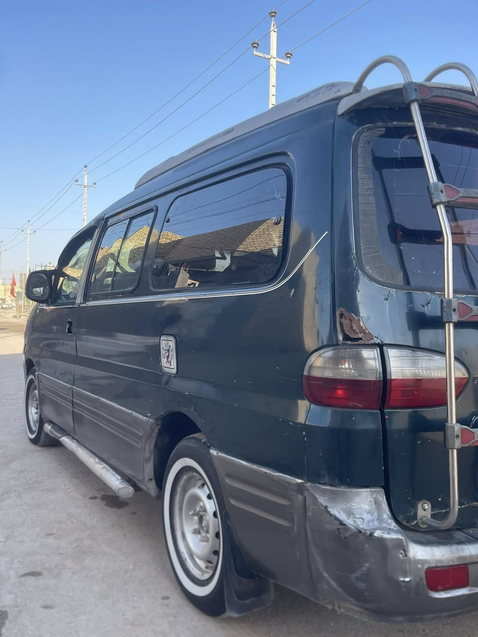 السلام عليكم للبيع أو مراوس ستاركس موديل ٢٠٠٧ رقم قادسيه راعيه ماواصله اكفلك سرقه وعشاير محرك كير حداديه تخم تاير كهربائيات كله جديد سياره جاهزه مكان ناصريه مركز السعر ٢٠ وبيه مجال 
رقم*********** 
رقم***********
