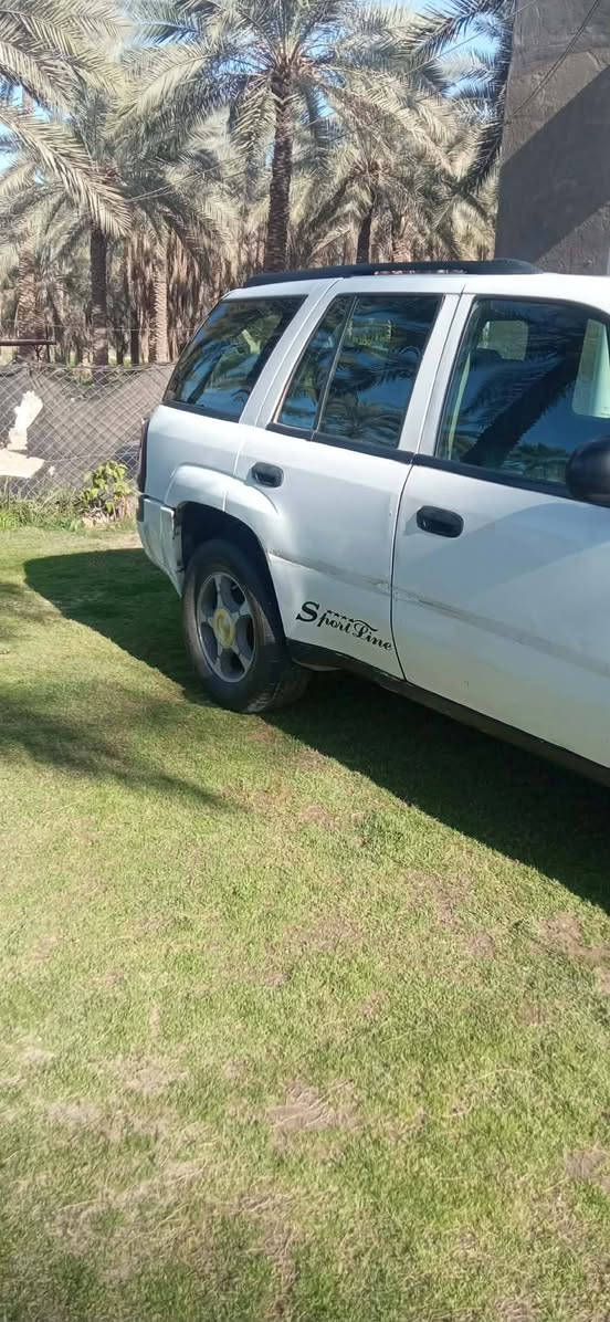 السلام عليكم رمضان كريم للبيع موديل 2004رقم انكليزي السيارة مكينه وگير وتخم تاير ج تبريد شغال كهربائيات كله شغاله السيارة يرادله ترتيب السعر 70وبيه مجال/ ***********
