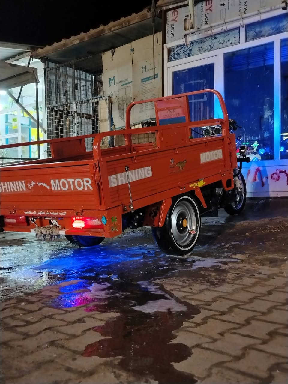 للبيع ستوته الأصلي مديل ٢٣ أوراق صولي مكاني محاويل السعر.  ٢٨٠٠ وبيه مجال   تصل***********
