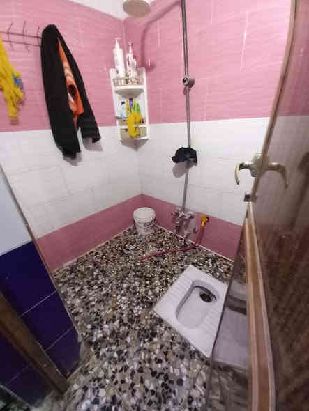 بيت للبيع 50متر زراعي سند 25
العنوان الشعلة مقابل قطاع 14 شارع ابو طياره 
الشارع مقرنص خطين وطني خدمات فول 
تفاصيل المنزل استقبال معزول مطبخ حمام تواليت داخلي وخارجي وغرفه نوم كبيره وحولي سطح نقص شتايكر 
السعر خاص اواتصال على الرقم
*********** بي واتساب
