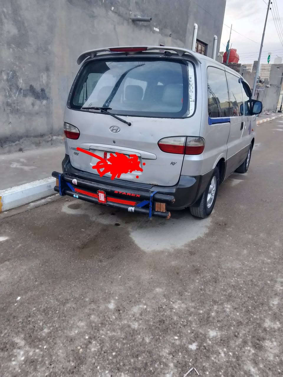 سلام عليكم ورحمه الله وبركاته 2007مفتوح اوتوماتيك كفاله من ضربة والصبغ 8راكب اجره رق ذي قار تصليح بل شاصي اثرخياص محرك وكبر وتبريد جاهزه بيع مراوس عادي سعر75هاتف ***********
