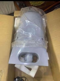 يتوفر مصابيح الشارع جديدة  مواصفات عالية  مقاومة للحرارة والرطوبة  نوع...