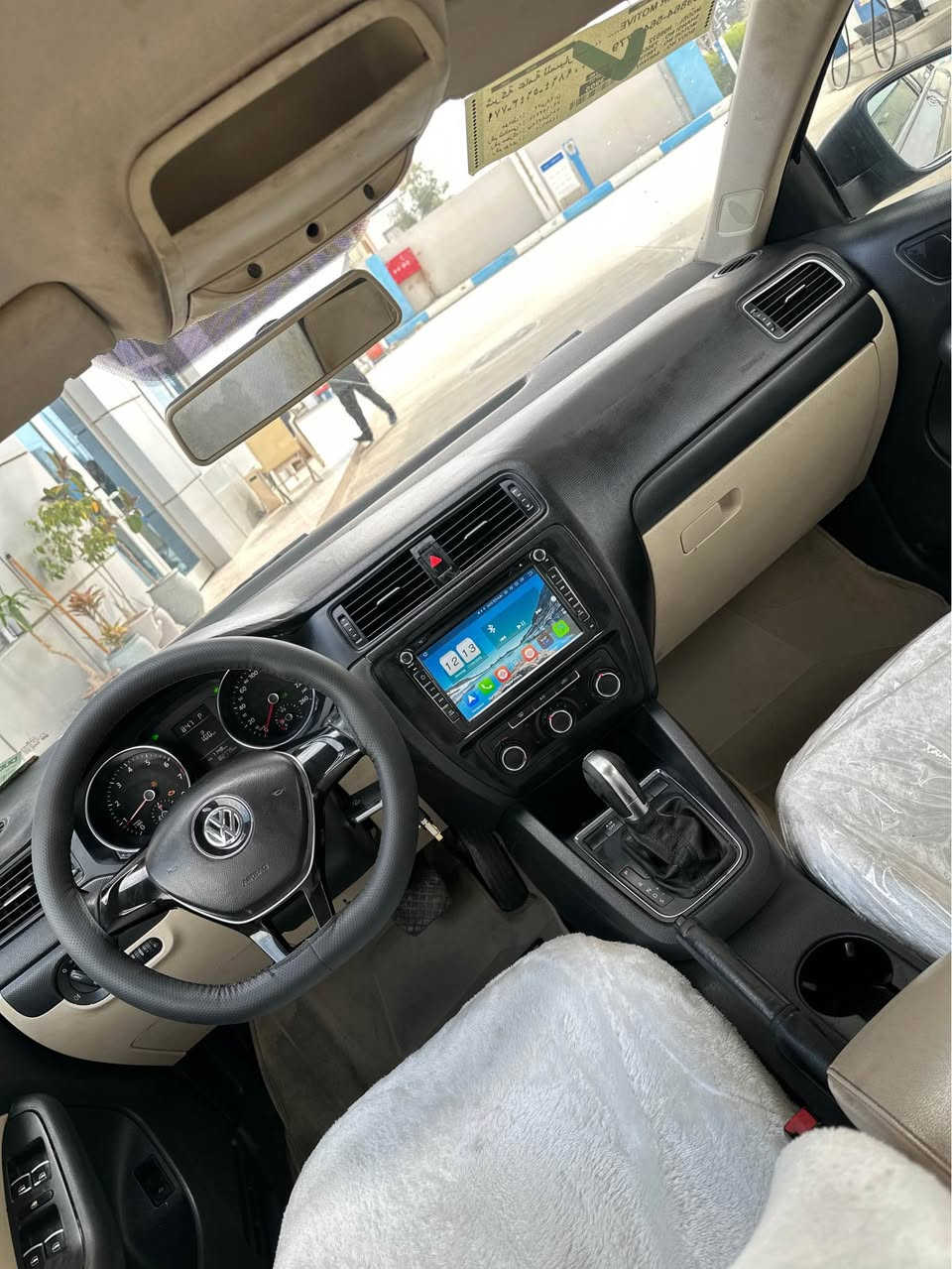 سعری ٨٣ وەرەقە 
ژمارەی مۆبایل ***********
ڤایبەری لەسەرە

جیتا مۆدیل ٢٠١٥ خەلیجی 
مەکینە ٢٠ی بێ تۆربۆی مەرخوب 

٦پارچەی سبوخە بێ ناوگرتن 

گێر ومەکینە و تەبرید بەشەرت 

رەقەم و سەنەوی تازەیە تا ٢٠٣٠ 

سەیارەکە یەک دینار مەسرەفی تێدرانیە 

سعری ٨٣ وەرەقە و مەجالێکی کەم 
ژ.م/ *********** /لە هەولیرم أربيل, العراق
