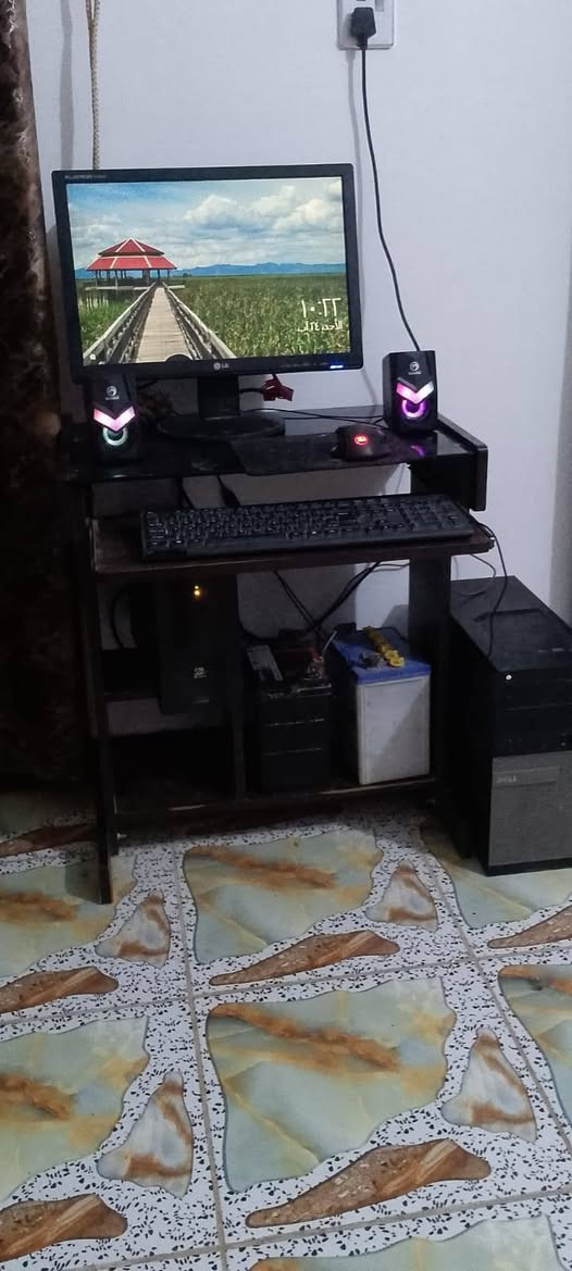 سعرهه ب٢٥٠ الف كل تجميعاتهه وياهه حته منفذ الواي فاي ***********
