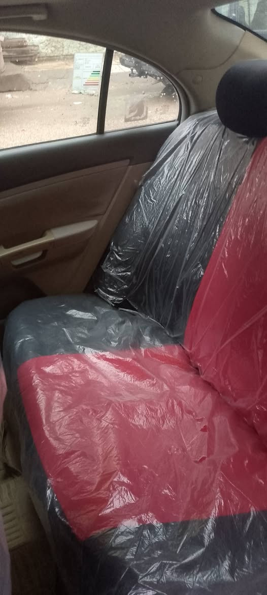 السلام عليكم من رخصه مدير الكروب  
سياره أم كراند  ٢٠١٣ مكفوله من دعاميه لدعاميه

للبيع 
الرقم ***********
