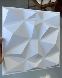 ٣٢ قطعه • ابيض