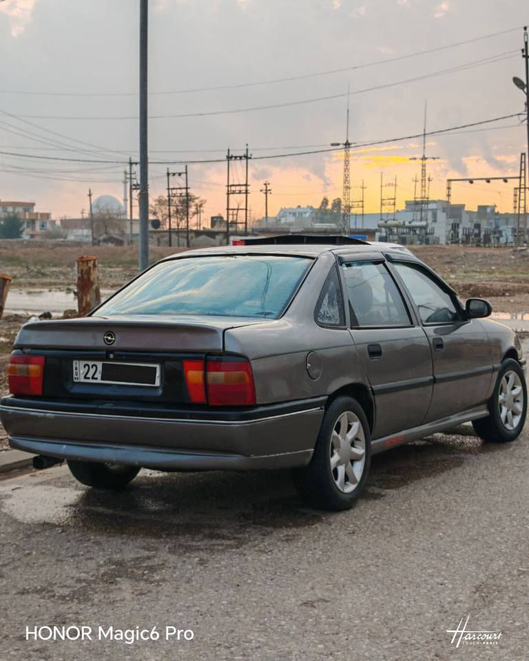 اوبل فيترا ١٩٩١ مكينة ١٨ مرغوب كيرومكيتة بةشةرت براوةو وةرگةران بةشةرت رةقةموو سةنةوي تا ٢٠٣٠نوية بة شةرتي پةنجةمؤرو وةكالة نرخ ٤٢$وةرةقة ژ.م *********** شقلاوة, أربيل
