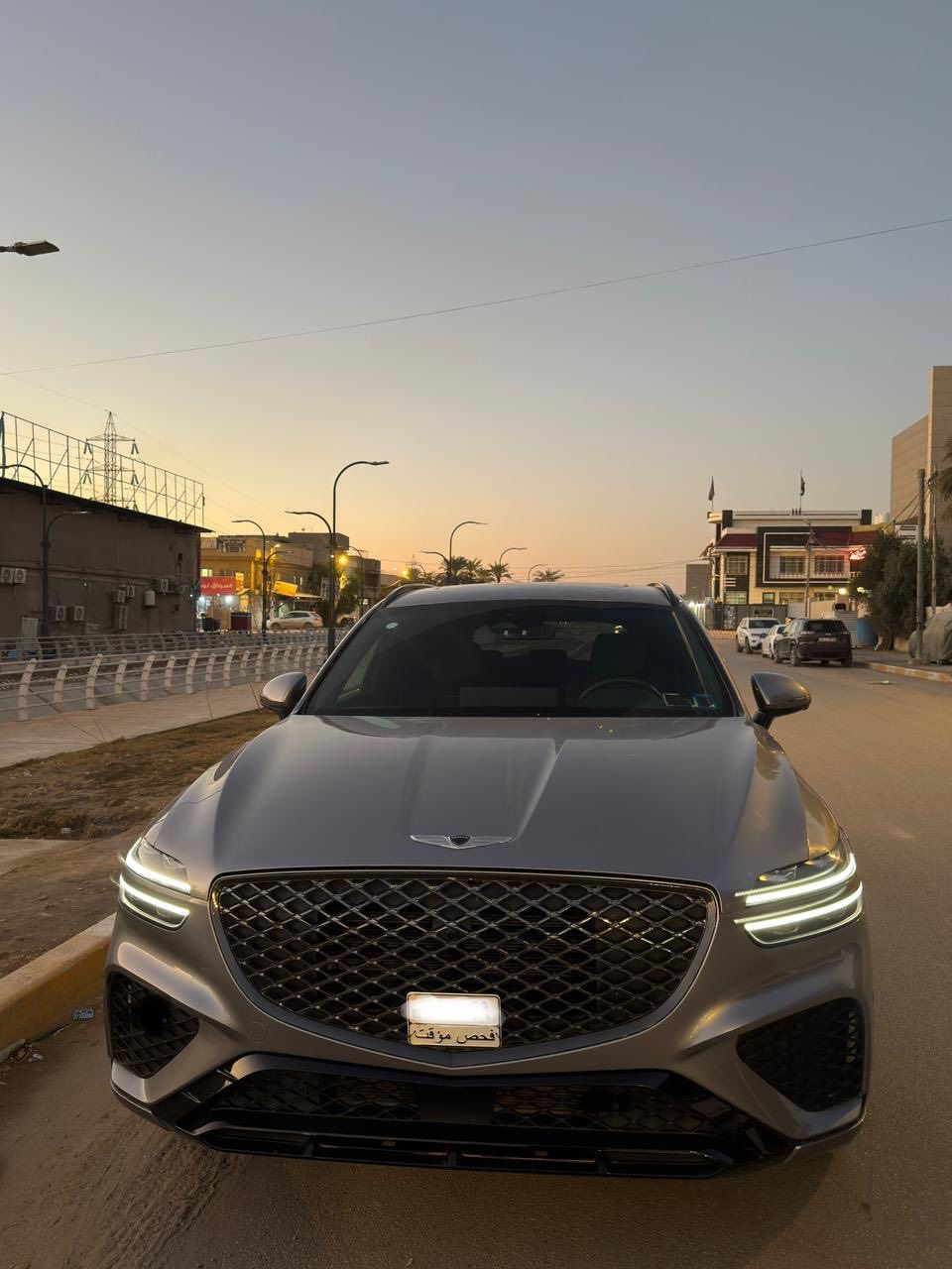 السلام عليكم 
للبيع او المراوس جينيسس gv70 سبورت موديل ٢٠٢٣ بدون رقم ٤ سلندر ٢٥٠٠ تيربو فول مواصفات 
قماره بانوراما 
كشنات تدفئه وتبريد 
مساج بالكشنات 
كشنات كهرباء 
تقديم وترجيع بالريمونت 
كامرات 360 
رادادات 360 
دخول ذكي 
كار بلي اصلي 
بردات خلفيه + بردة صندوق 
باقي المواصفات معروفه 
ملاحظه// 
السياره اي نقص ما بيهه الف متصرف عليهه 
مكان السياره حله 
السعر ٢٨٢$ وبي مجال 
للاستفسار ‭٠٧٨٦ ٢٦٢ ٢٥٧٨‬
