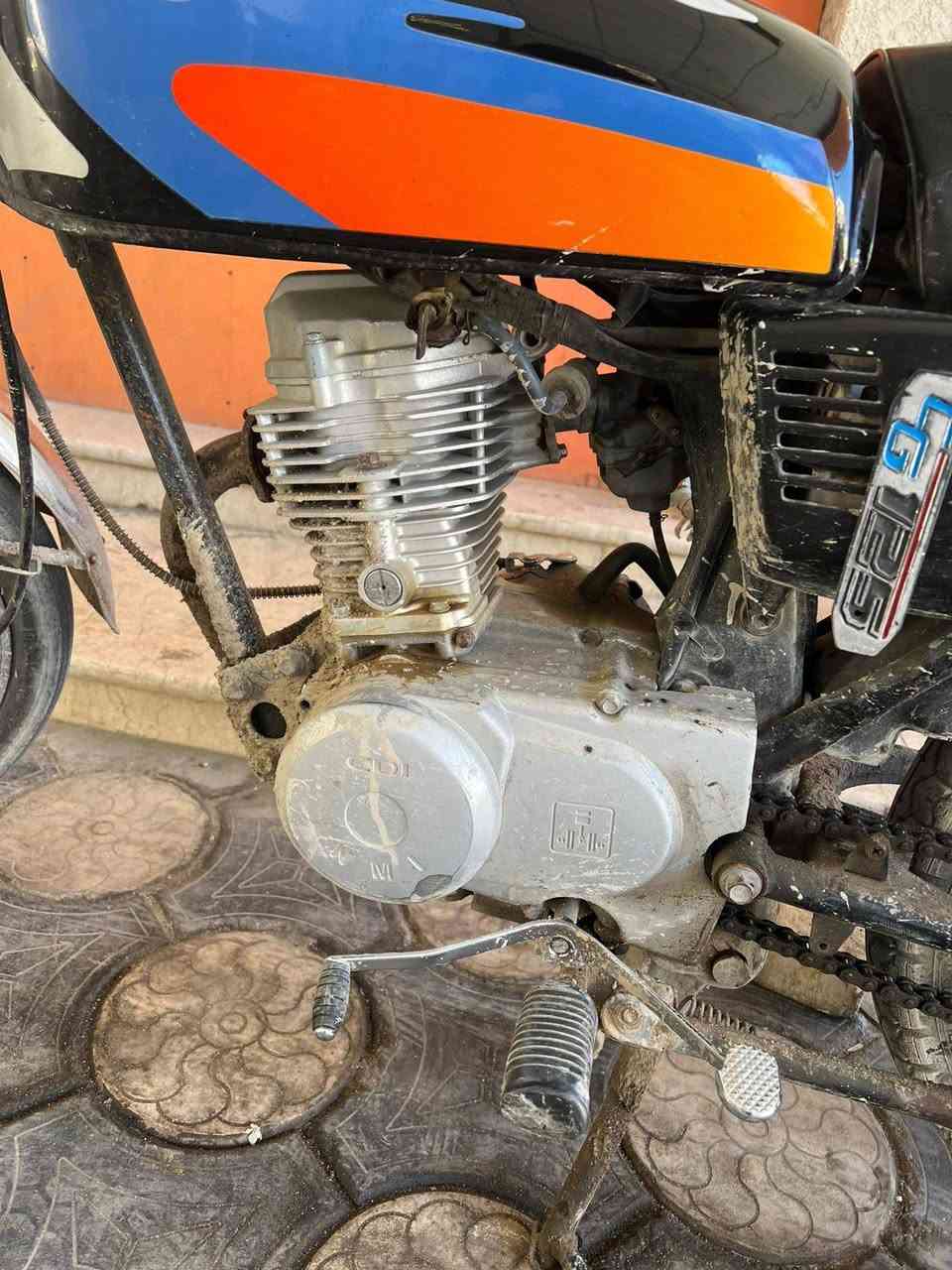 دراجه ايراني حلوه ونصيفه فول نضافه
ماعدا حادث بسيط بيها
دراجه هندر واحد
فول نعومه
دراجه اوراق
مكاني بصره القديمه
*********** البصرة, العراق
