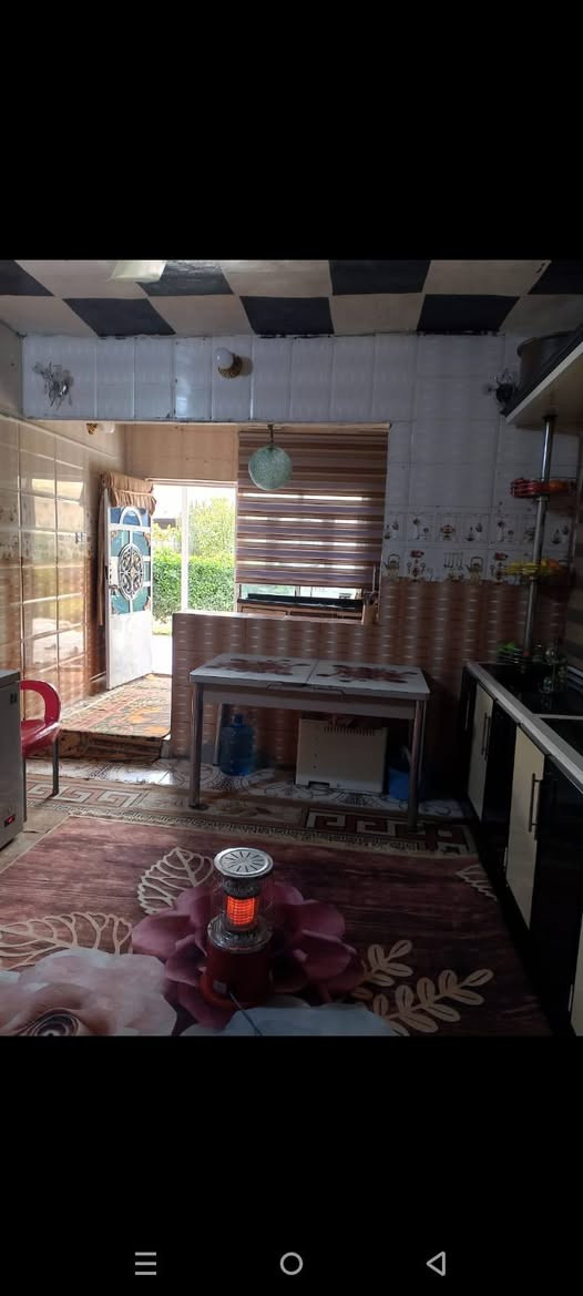 السلام عليكم 
دار للبيع  اصلاح زراعي مساحه 800 متر طريق المعاره 
 حسينيه الحاج شاكر يحتوي على استقبال 9×4 هول 8×4 غرفتين نوم وحده 6×4  والثانيه 5×4. مطبخ حار وبارد 7×4  ومخزن داخل البيت 4×4 مع طارمه كبيره وحديقه واسعه حديقة اماميه وحديقه جانبيه  بالاضافه يوجد مطبخ خارجي ومخزن خارجي  متوفر كافه الخدمات ماء اساله كهرباء مولد خط ذهبي وتبليط
اي ستفسار مراجعت مكتب العميد قرب بيت الحاج طه سوير شارع المعاره 
اي ستفسار 
‏‪***********‬‏ واتساب 
‏‪***********‬‏

