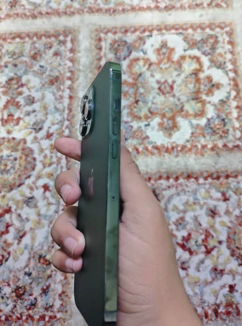 سلام عليكم 
ايفون 13برو ماكس ذاكره 256 
بطاريه 75 شرق اوسط نضافه 100 بل 100 
كامل ملحقات 
السعر 700 او مراوس ب ايفون 16 برو ماكس  بطاريه فوك ال90 مع فرق 
العنوان بغداد 
الرقم للتواصل ٠٧٧١ ٣٤٢ ٤٧٠٤
