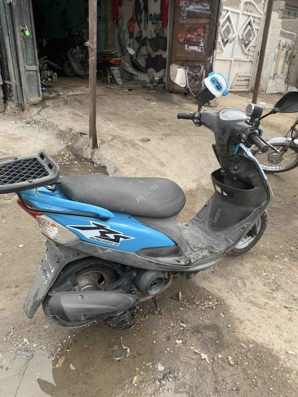 سلام عليكم  عدله بلاديه ختم واحد ماعده كفر مكينه كفاله نعومه وشلعه
مكاني البياع *********** سعر ٨٥٠
