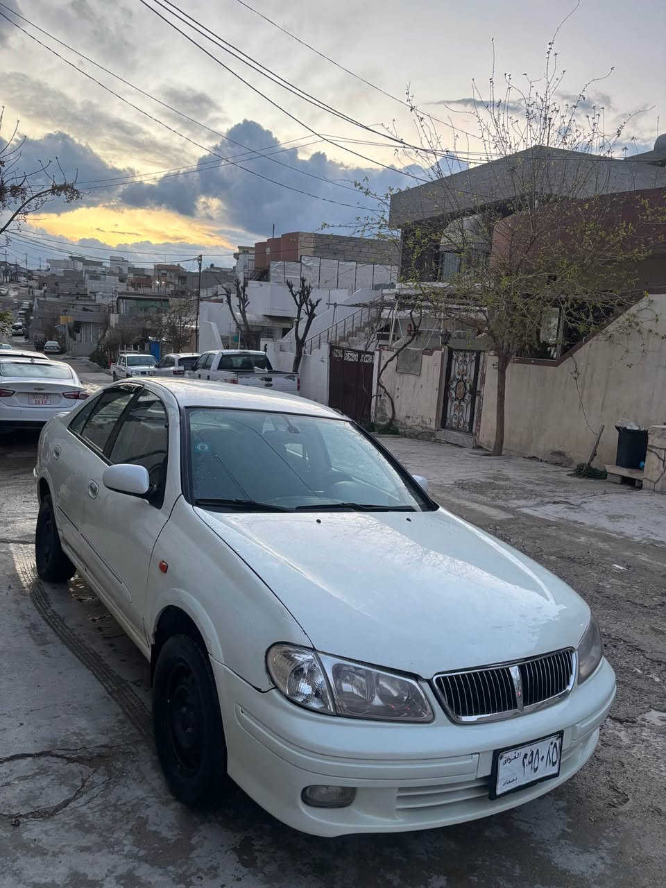 نیسان سەنی ٢٠٠٣

ئارم و سەنەوی بەغداد عەسلی
رەقەم و سەنەوی بەشەرت
٤جام کارەبا
٤ تایەی لوک
گیر توماتیک
دیناریک مەسروفی تیا نیە
مەکینە و گیر بەشەرت 
تەبریت ساردو گەرم بەشەرت
هەموو گیانی جایزە مەسروفی نیە
شوین سلیمانی 
نرخی ٥٥$
*********** السليمانية, العراق
