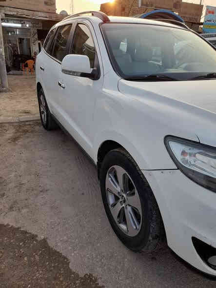 اللهم صل على محمد وال محمد
للبيع سنتافيه خليجيه شركه العامه 2012 
جاهزه سياره كير مكينه حدايده سنويه جديده
هزه جديد محرك 6 مشروع وطني بأسمنه سونار 
مرافق مع صور سعر 135 الاستفسار نتصل على
رقم ***********
