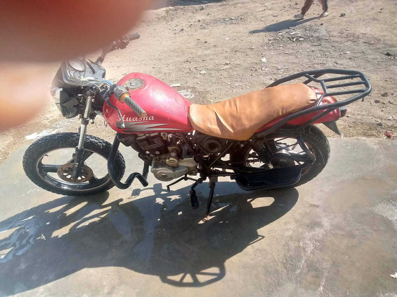 سلام عليكم
درجه هويشه 19درجه فول نضافه درجه كلك اورقه محتركه نهضه  فول مكان بابل الكفل 300وبيه  مجال /***********/مامتوجد خاص
